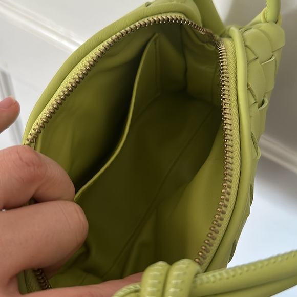 Woven crossbody bag - Picture 4 of 5